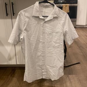 Mens Lulu Lemon shirt small